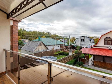 будинок за адресою Квітки Цісик вул. (Гамарника), 999