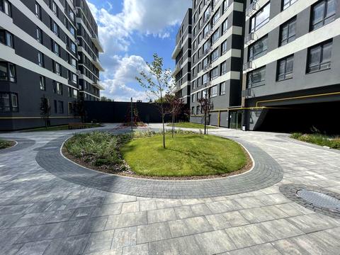 квартира за адресою Топольна , 4