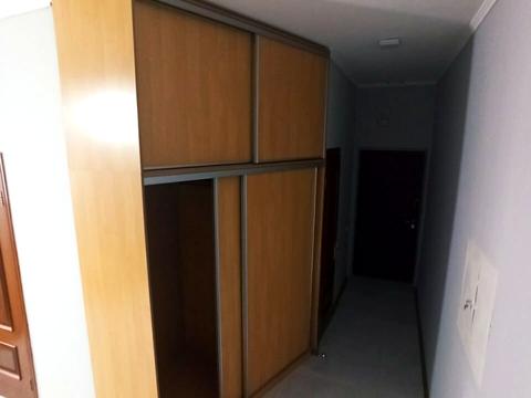 коммерческая по адресу Евгения Коновальца ул. (Щорса), 32-Б