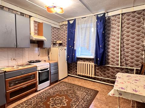 квартира за адресою Чорновола вул., 60