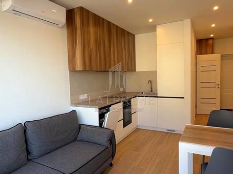 квартира за адресою Івана Білика вул. (Яблунева), 11