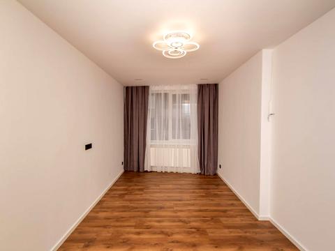 квартира за адресою Кобринської, 7