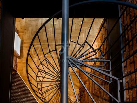 будинок за адресою Набережна вул.