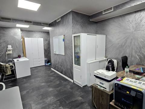 комерційна за адресою Дарвіна вул., 8