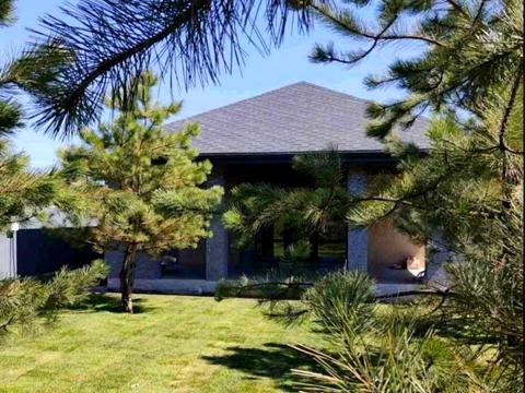 дом по адресу Жовтнева