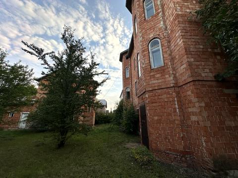 будинок за адресою Князя Святослава