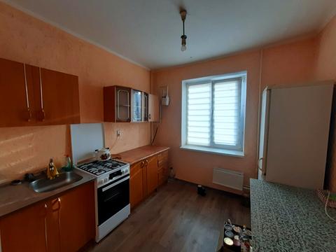 квартира за адресою Вишняківська вул., 12