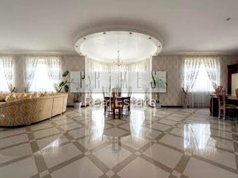 будинок за адресою заплавна, 1