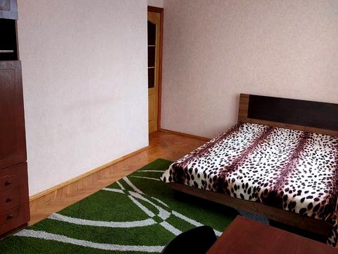 квартира за адресою Київ, Автозаводська вул., 11