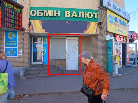 комерційна за адресою Валентинівська вул. (Блюхера), 38