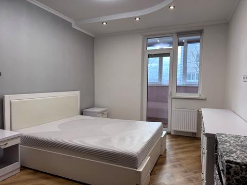 квартира за адресою Андрія Аболмасова вул. (Панельна), 4