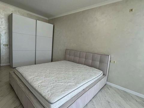 квартира за адресою Срібнокільська вул., 1