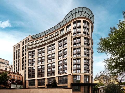 комерційна за адресою Лютеранська вул., 14в