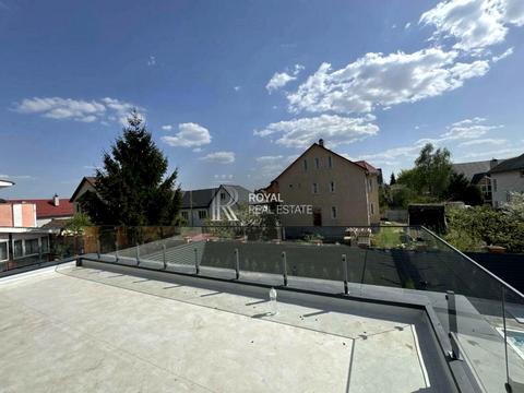 будинок за адресою Центральна вул.