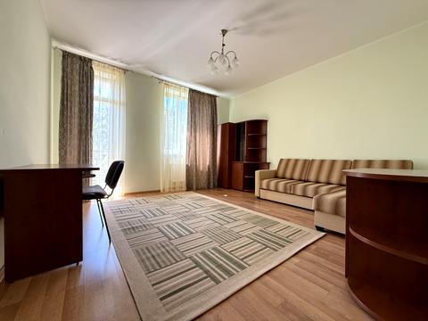 квартира за адресою Конотопська вул., 25