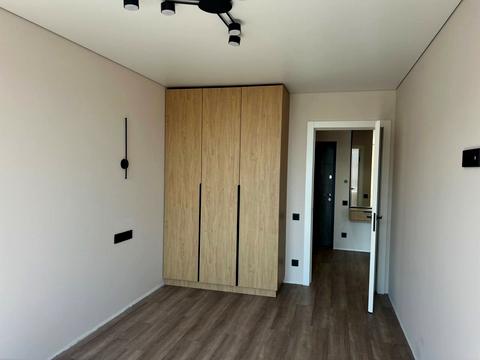 квартира за адресою Степана Бандери вул., 77-Б