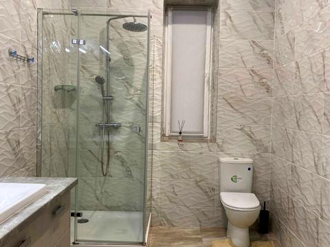 дом по адресу Жовтнева