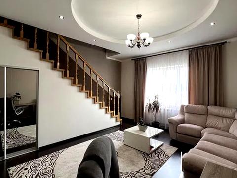 квартира за адресою Святомихайлівська вул., 17