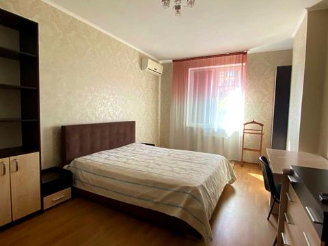 квартира по адресу Полтавская ул., 10