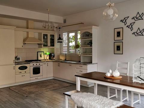 будинок за адресою Соборна вул. ()