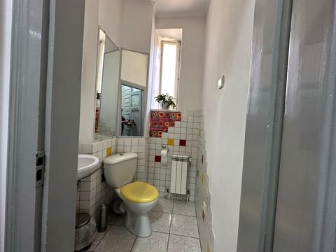 комерційна за адресою Олександра Богомольця вул., 10