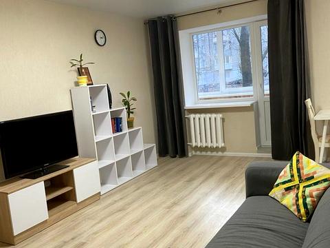 квартира за адресою Науки просп. (Гагаріна), 163