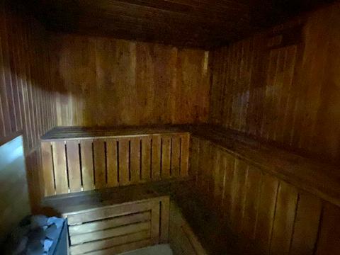 комерційна за адресою Незалежності вул. (Титова), 21
