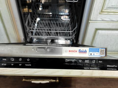 квартира за адресою Миколи Міхновського бульв. (Дружби народів), 14-16