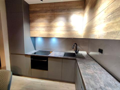 квартира за адресою Вишняківська вул., 4