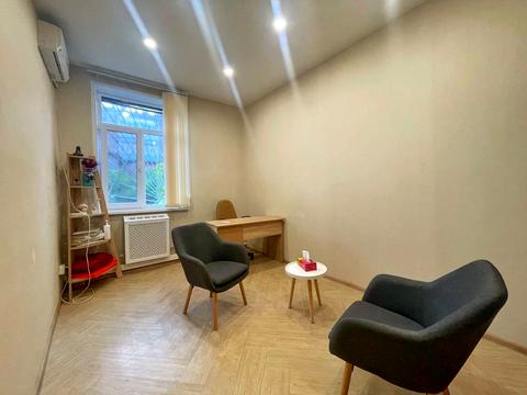 комерційна за адресою Европейська, 5