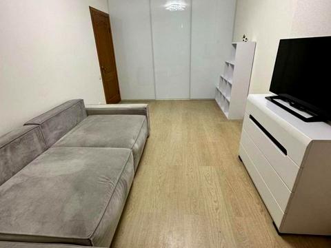 квартира за адресою Анни Ахматової вул., 22