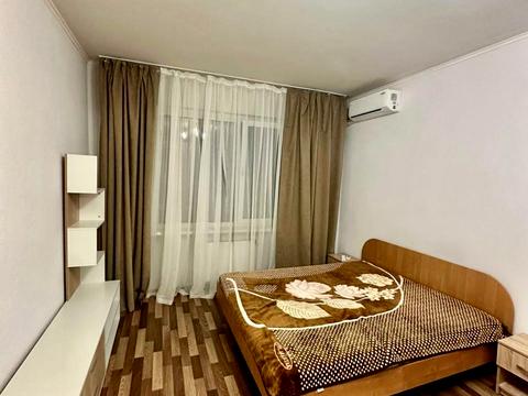 квартира за адресою Бориса Гмирі вул., 10/40