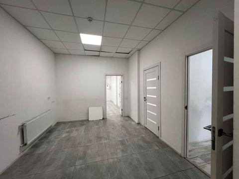 комерційна за адресою Тернопільська вул., 21к