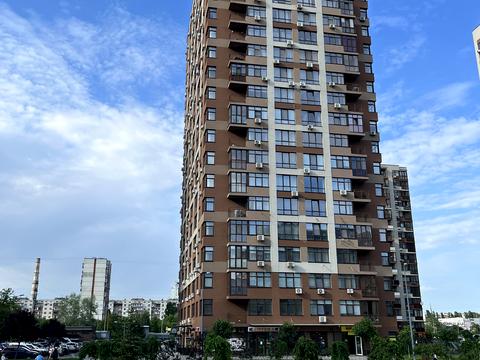комерційна за адресою Європейського Союзу просп. (Правди), 43-Б