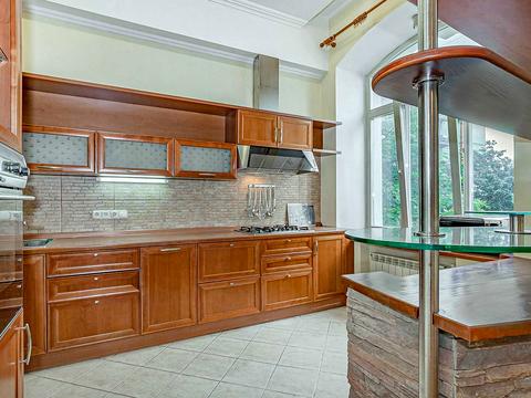квартира по адресу Михайловская ул., 19