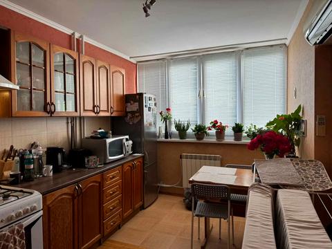 квартира за адресою Архітектора Вербицького вул., 12