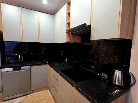 квартира за адресою Романа Левицького вул., 4