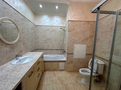 квартира по адресу Братьев Рогатинцев ул., 15