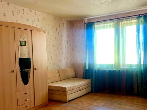 квартира за адресою Миколи Бажана просп., 12