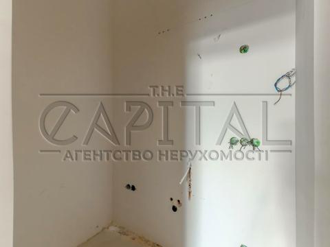 комерційна за адресою Бульварно-Кудрявська вул. (Воровського), 17