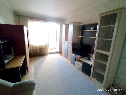 квартира за адресою Академіка Глушкова просп., 49