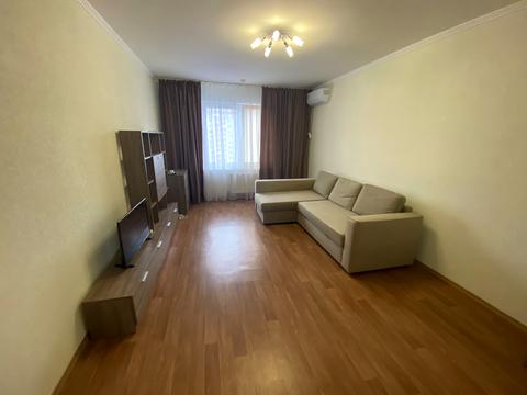 квартира за адресою Бориса Гмирі вул., 14-Б