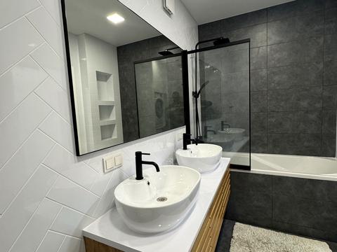 квартира за адресою Степана Бандери вул., 15