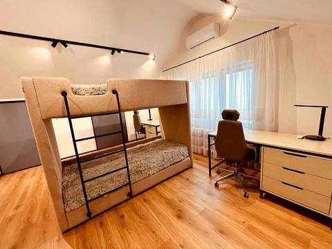 будинок за адресою Бічна Наварійська вул., 42