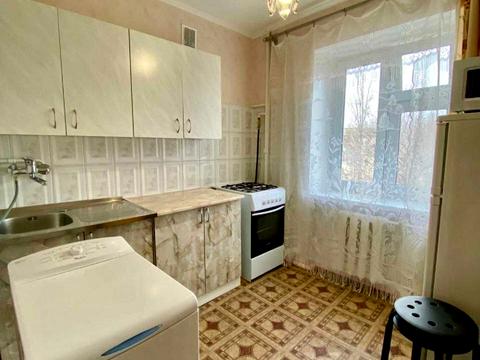 квартира за адресою Леоніда Каденюка просп. (Юрія Гагаріна), 13-Б