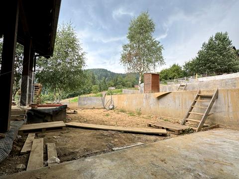 дом по адресу Карпатська, 1