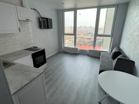 квартира за адресою Євгена Чикаленка вул., 93/4