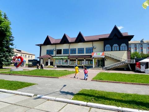 коммерческая по адресу Незалнжності, 1