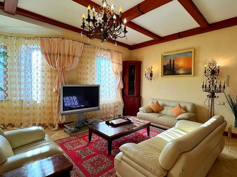 будинок за адресою Південна вул., 10