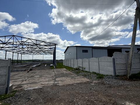 коммерческая по адресу с. Лесовые Гриневцы,  ул., 4